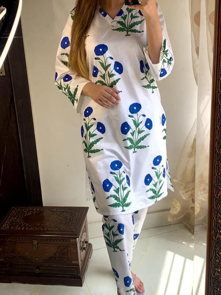 2 Piece Women's Stitched Arabic Lawn Printed Shirt and Trouser